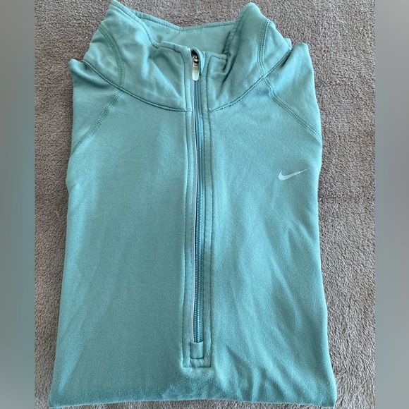 Nike Fit Dry Women's 1/2-Zip Running Top - Picture 2 of 7